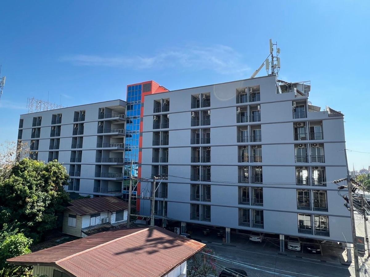 Neo Hotel Khon Kaen Esterno foto